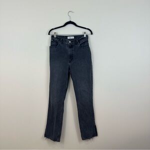 Abercrombie & Fitch | Gray The 90’s Straight Ultra High Rise with Slit Jeans 4R